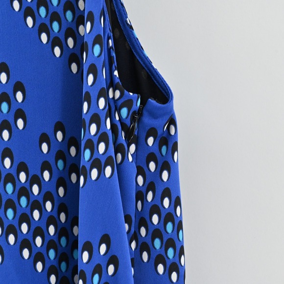 DVF Liza Silk Dress Size L Layered Crepe Ruffle Blue Chevron Sleeveless Elegant - Picture 10 of 13